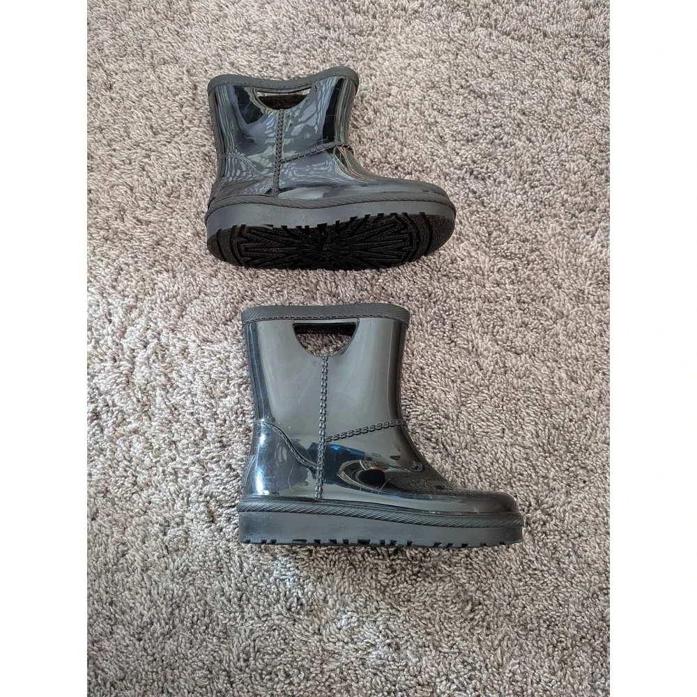 UGG Kids Drizlita Black Glossy Waterproof Rain Boots Pull On